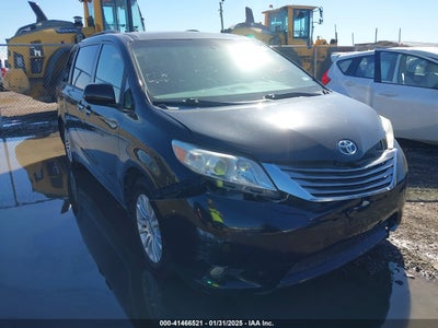 TOYOTA SIENNA 2015