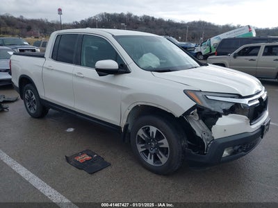 HONDA RIDGELINE 2017