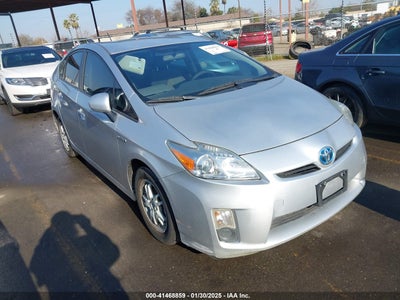 TOYOTA PRIUS 2011