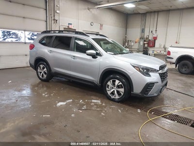 SUBARU ASCENT 2025