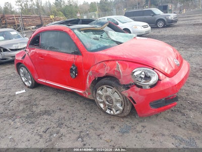 VOLKSWAGEN BEETLE 2013