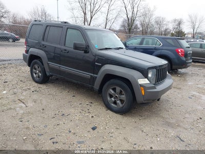 JEEP LIBERTY 2011