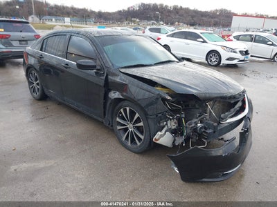 CHRYSLER 200 2012