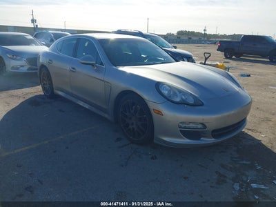 PORSCHE PANAMERA 2010