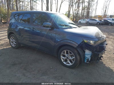 KIA SOUL 2023