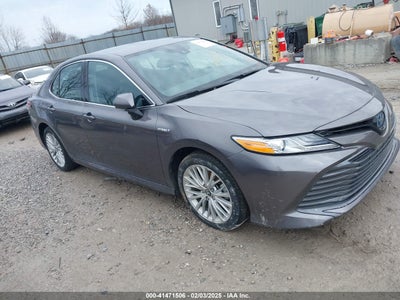 TOYOTA CAMRY 2020