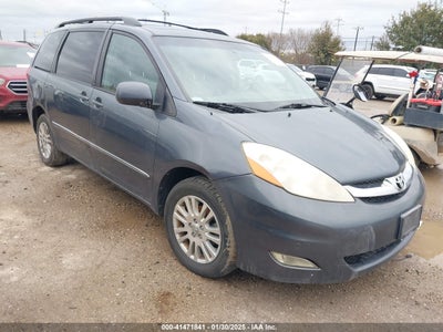 TOYOTA SIENNA 2009