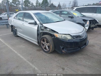 TOYOTA CAMRY 2013