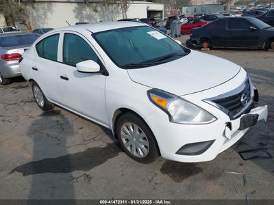 NISSAN VERSA 2017