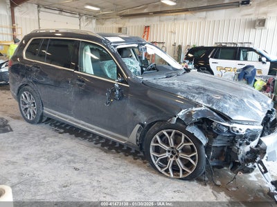 BMW X7 2021