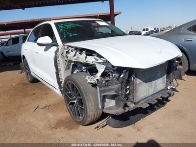 AUDI Q8 2022