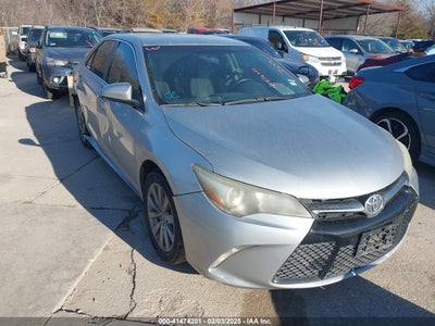 TOYOTA CAMRY 2016
