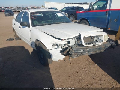 FORD CROWN VICTORIA 2010