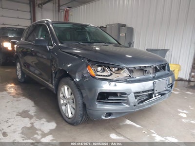VOLKSWAGEN TOUAREG 2013