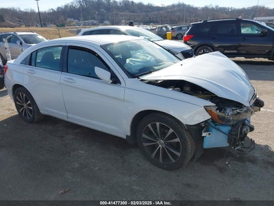 CHRYSLER 200 2011