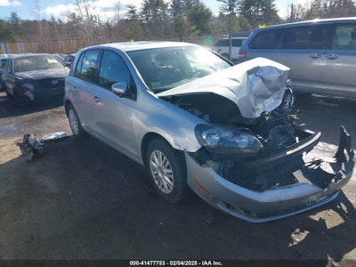 VOLKSWAGEN GOLF 2014