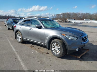 INFINITI QX70 2015