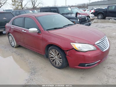 CHRYSLER 200 2012