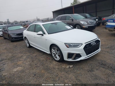 AUDI A4 2022