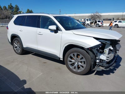 TOYOTA GRAND HIGHLANDER 2024