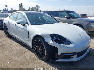 PORSCHE PANAMERA 2019