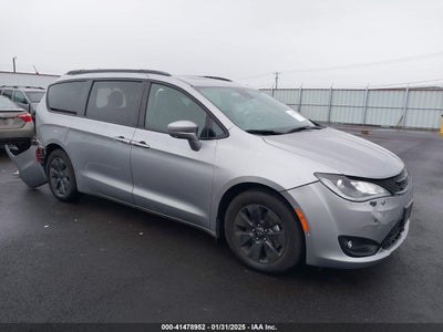 CHRYSLER PACIFICA HYBRID 2020