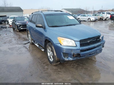 TOYOTA RAV4 2011