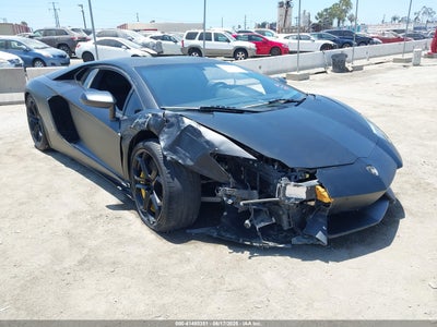 LAMBORGHINI AVENTADOR 2012
