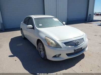 INFINITI G37 2013