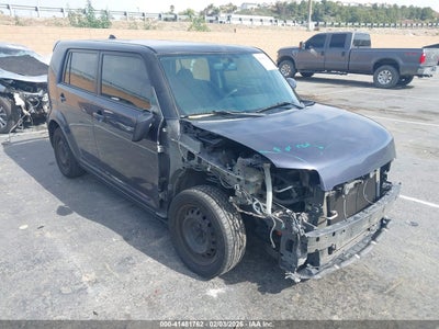 SCION XB 2011