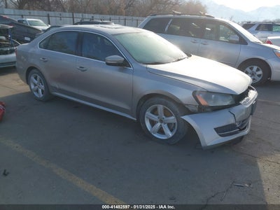 VOLKSWAGEN PASSAT 2013