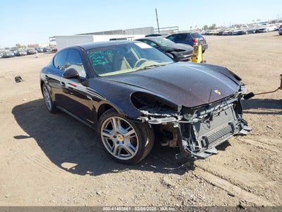PORSCHE PANAMERA 2011