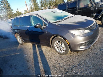 CHRYSLER VOYAGER 2022