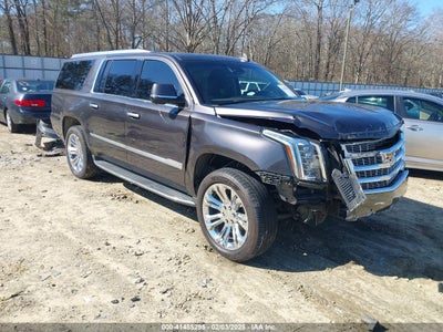 CADILLAC ESCALADE ESV 2018