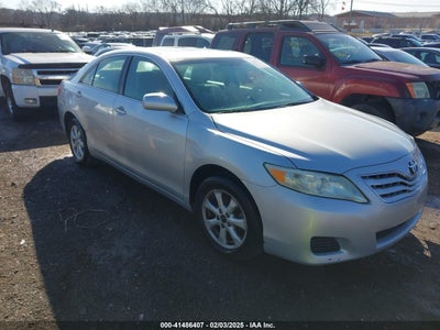 TOYOTA CAMRY 2011