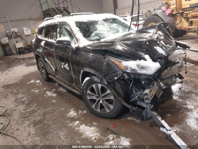 TOYOTA HIGHLANDER 2022