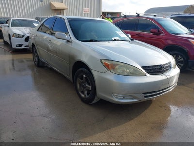 TOYOTA CAMRY 2004