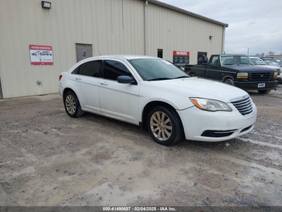 CHRYSLER 200 2011