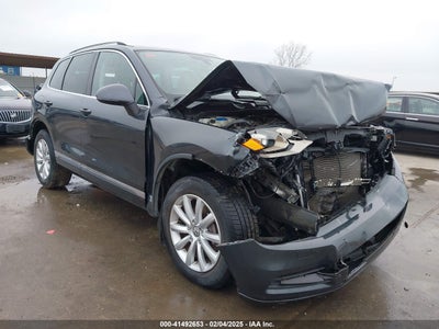 VOLKSWAGEN TOUAREG 2012