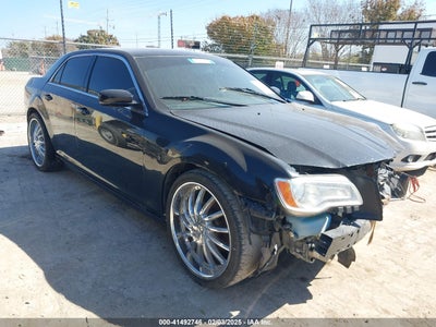 CHRYSLER 300 2012