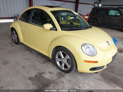 VOLKSWAGEN NEW BEETLE 2006