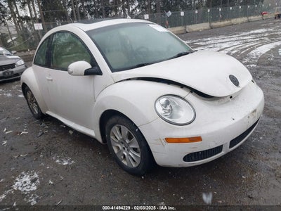 VOLKSWAGEN NEW BEETLE 2009