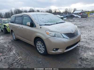 TOYOTA SIENNA 2012