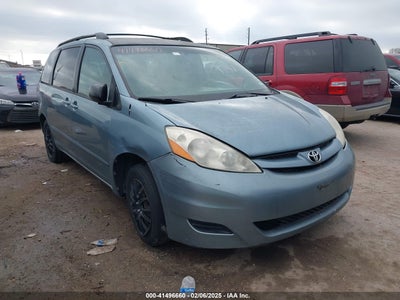 TOYOTA SIENNA 2009