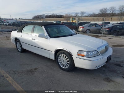 LINCOLN TOWN CAR 2005