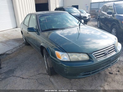 TOYOTA CAMRY 2001