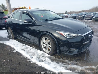 INFINITI QX30 2017