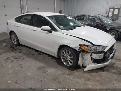 FORD FUSION HYBRID 2017