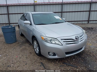 TOYOTA CAMRY 2011