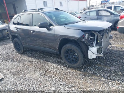 TOYOTA RAV4 2021